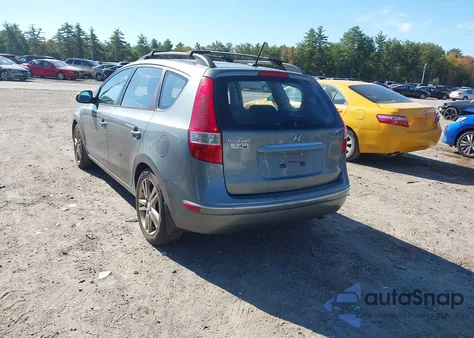 2010 Hyundai Elantra Touring Se z USA, uszkodzony, nr VIN KMHDC8AE1AU079797